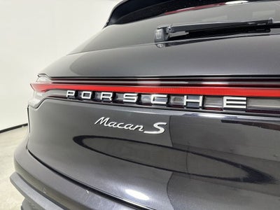 2022 Porsche Macan S