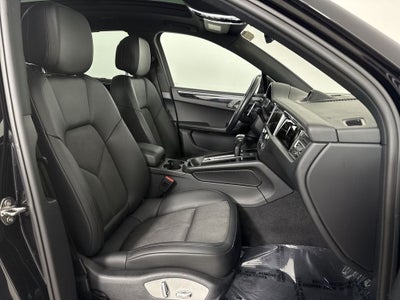 2022 Porsche Macan S