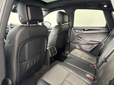 2022 Porsche Macan S