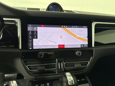 2022 Porsche Macan S