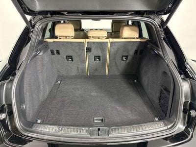 2022 Porsche Macan S