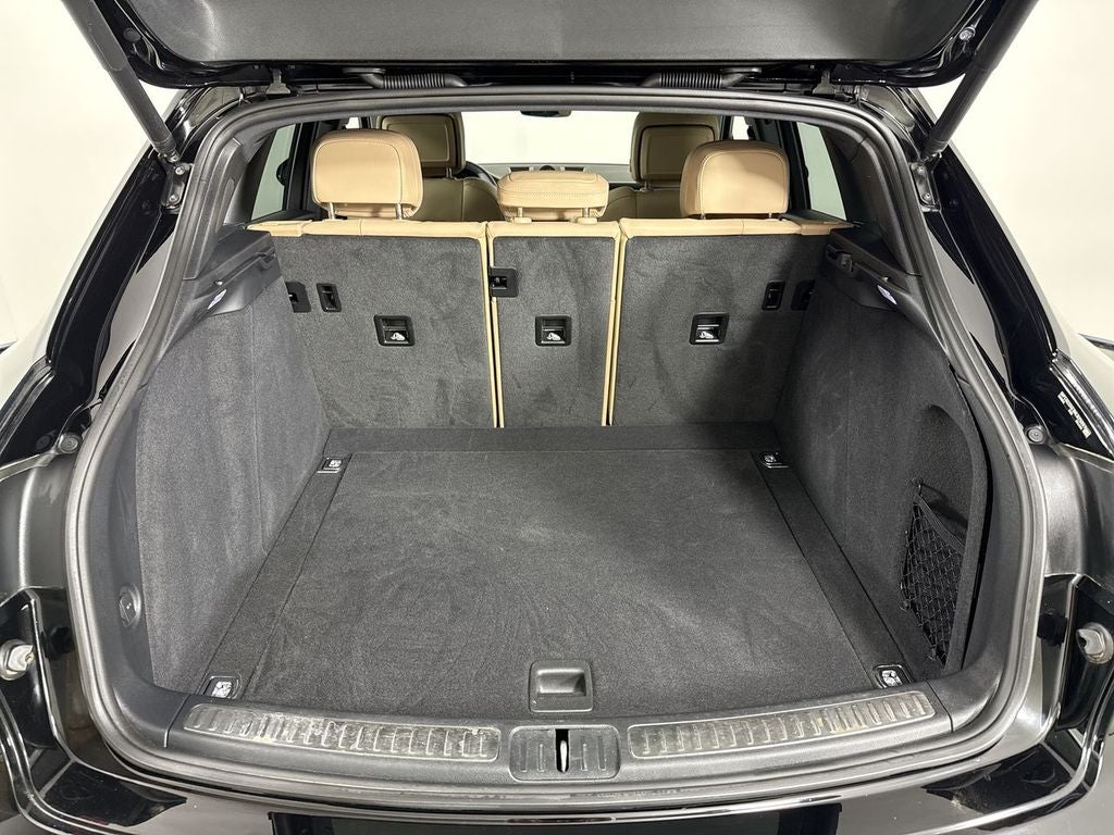2022 Porsche Macan S