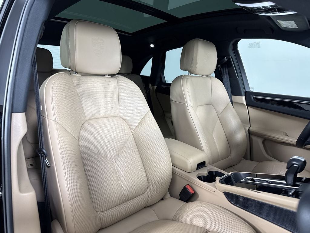2022 Porsche Macan S