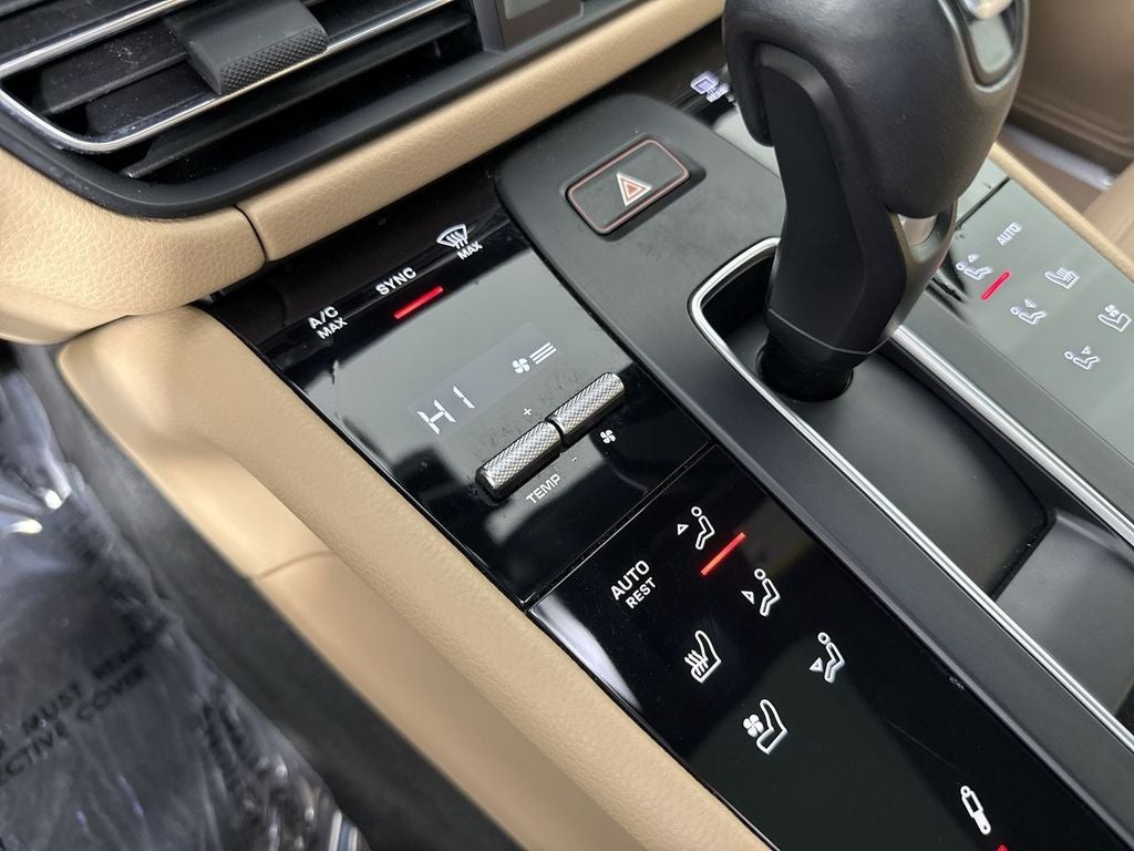 2022 Porsche Macan S