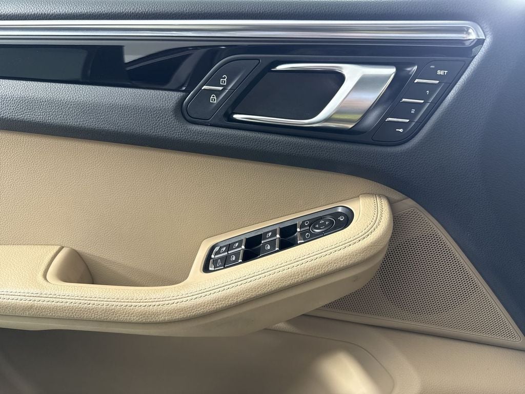 2022 Porsche Macan S