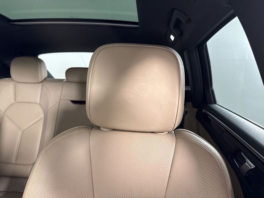 2022 Porsche Macan S