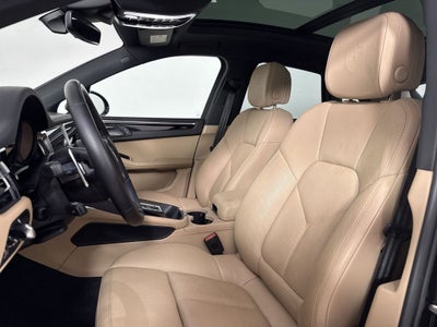 2022 Porsche Macan S