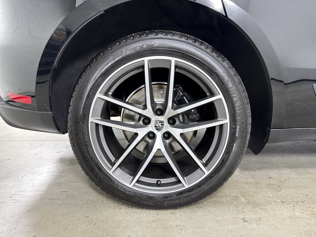 2024 Porsche Macan S