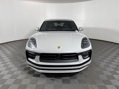 2025 Porsche Macan S