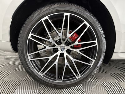 2025 Porsche Macan S