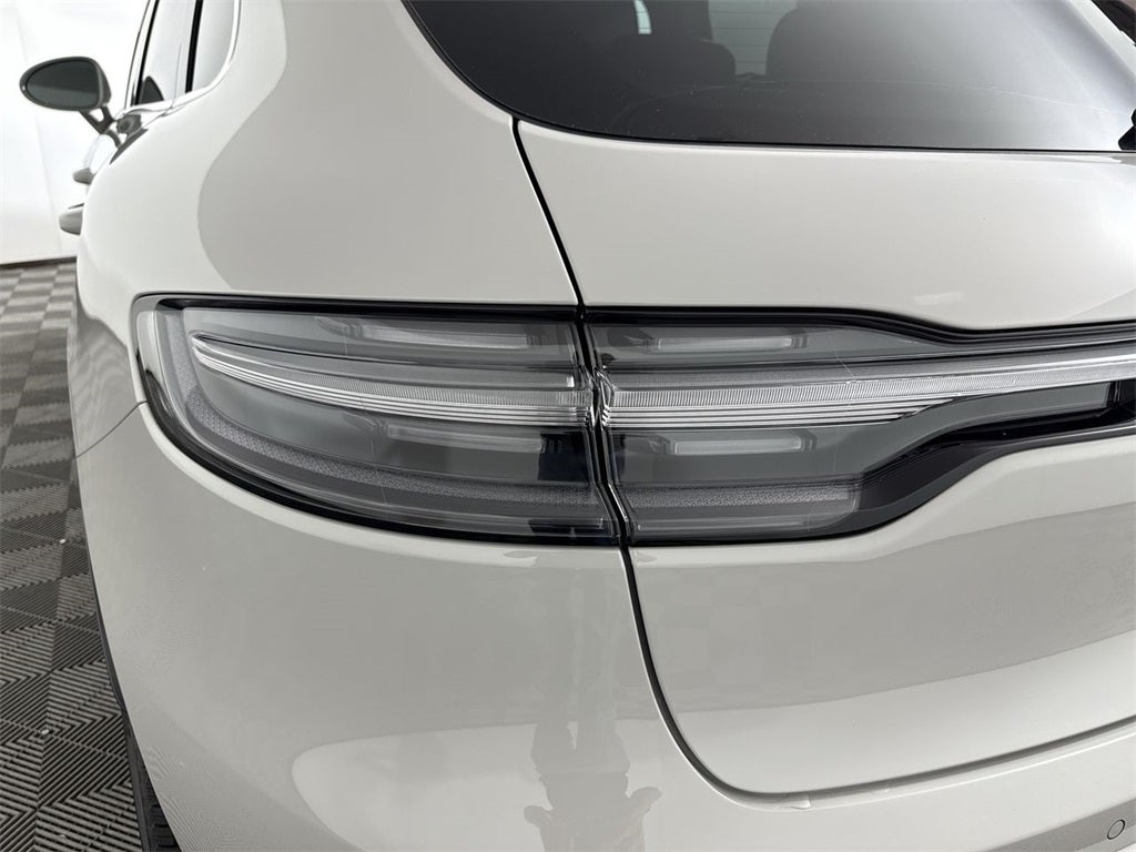 2025 Porsche Macan S