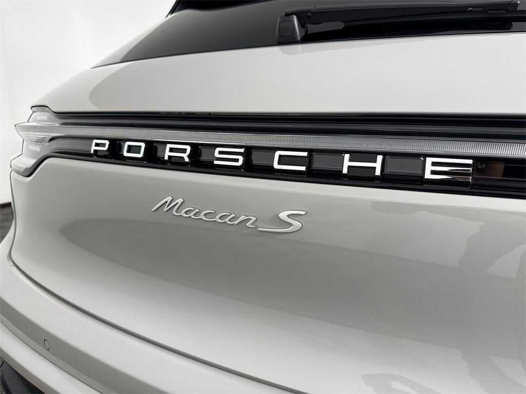 2025 Porsche Macan S