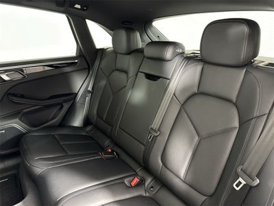 2025 Porsche Macan S