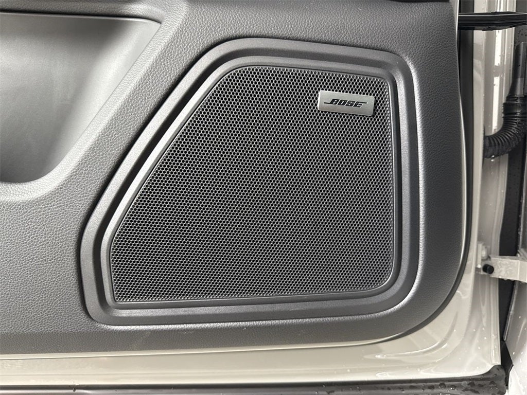 2025 Porsche Macan S