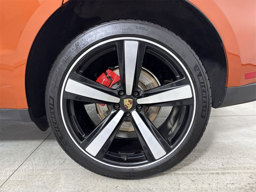 2023 Porsche Macan S