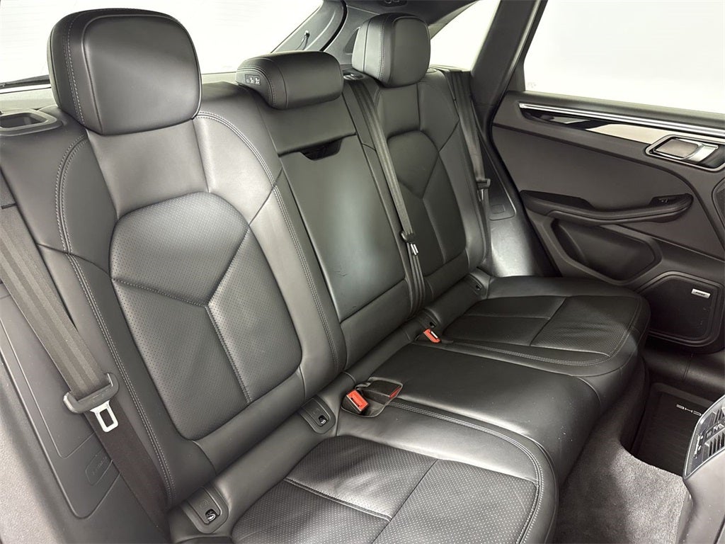 2023 Porsche Macan S
