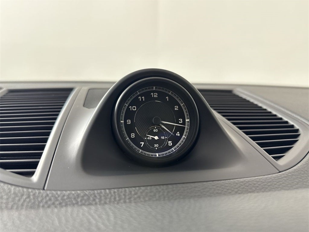 2023 Porsche Macan S