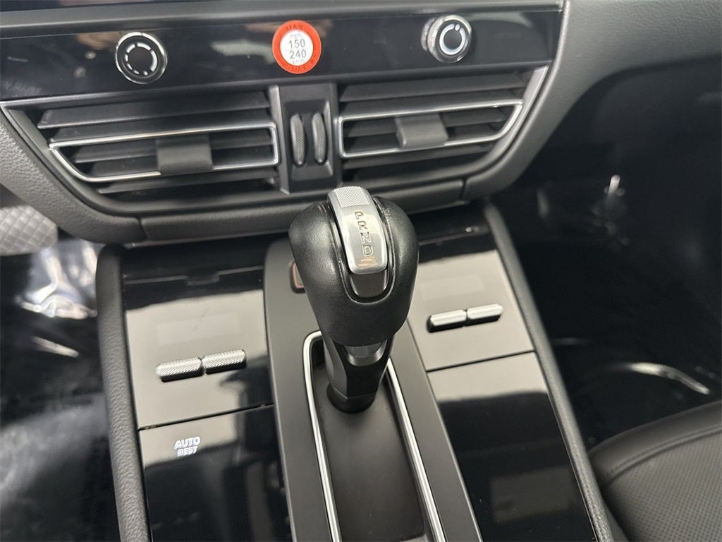 2023 Porsche Macan S