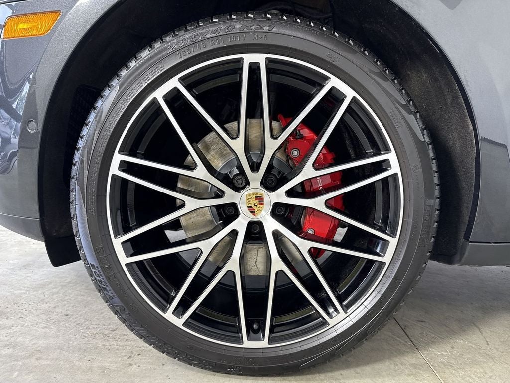 2023 Porsche Macan S