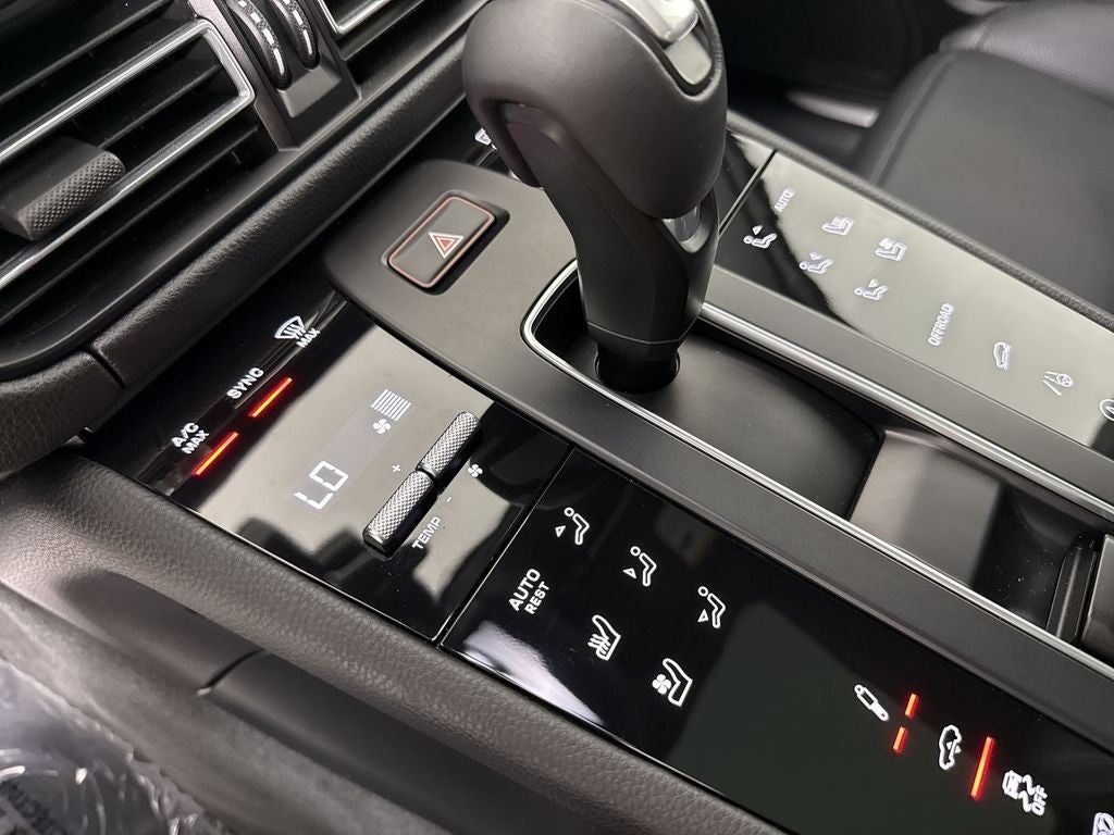 2023 Porsche Macan S