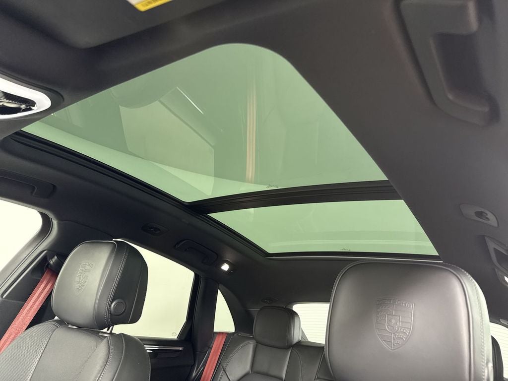 2023 Porsche Macan S