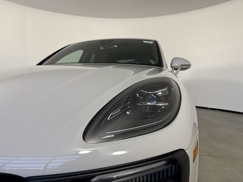 2024 Porsche Macan S