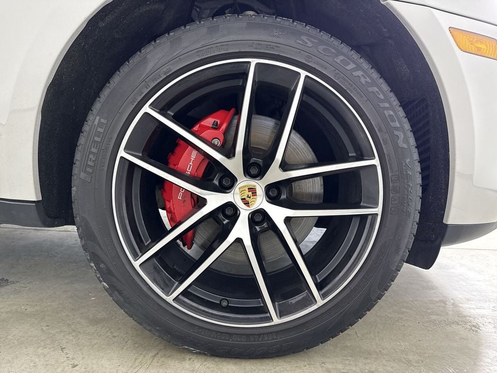 2024 Porsche Macan S