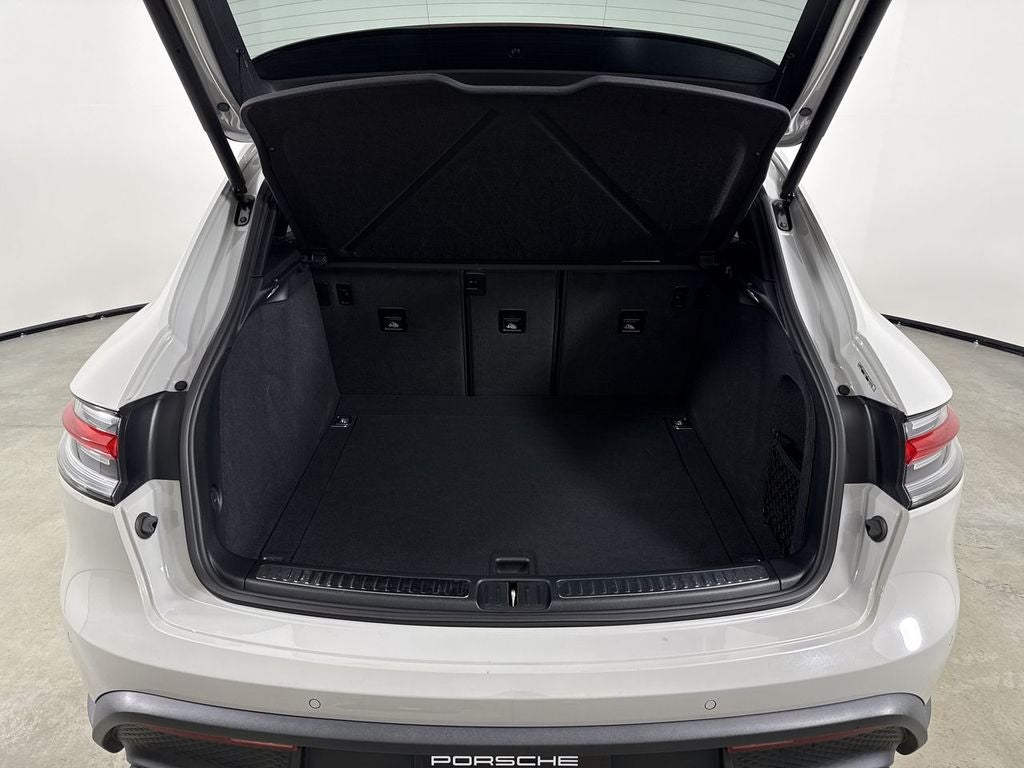 2024 Porsche Macan S