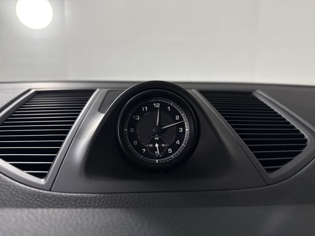 2024 Porsche Macan S