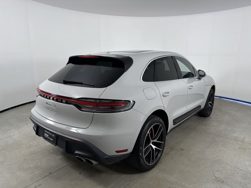 2024 Porsche Macan S