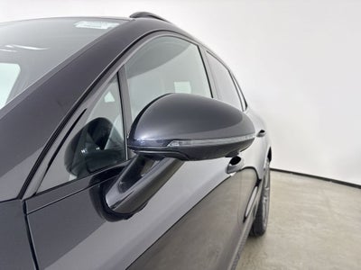 2025 Porsche Macan S