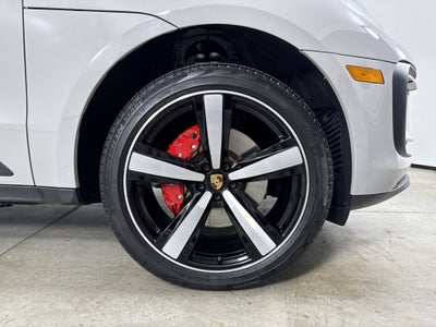 2025 Porsche Macan S