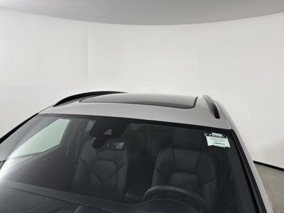 2025 Porsche Macan S