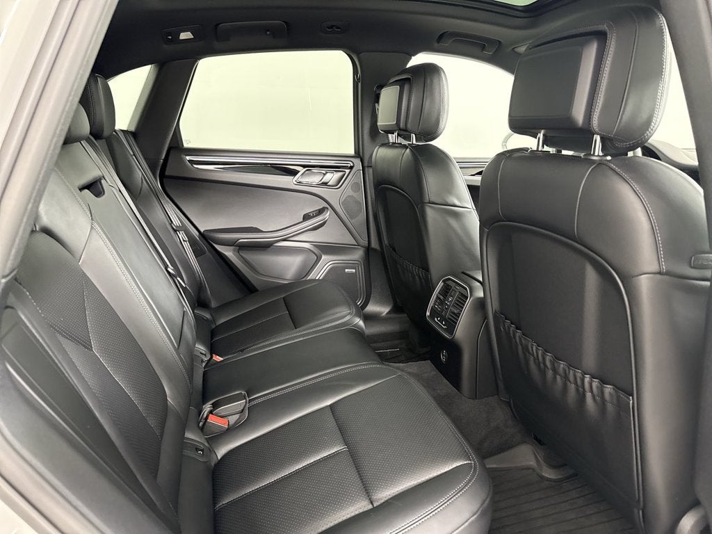 2025 Porsche Macan S