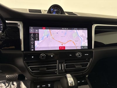 2025 Porsche Macan S