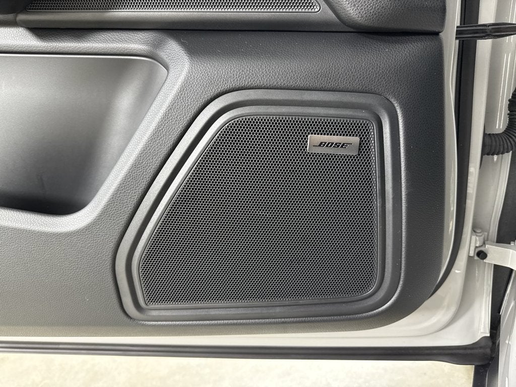 2025 Porsche Macan S