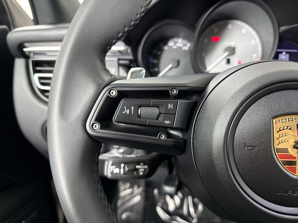 2025 Porsche Macan S