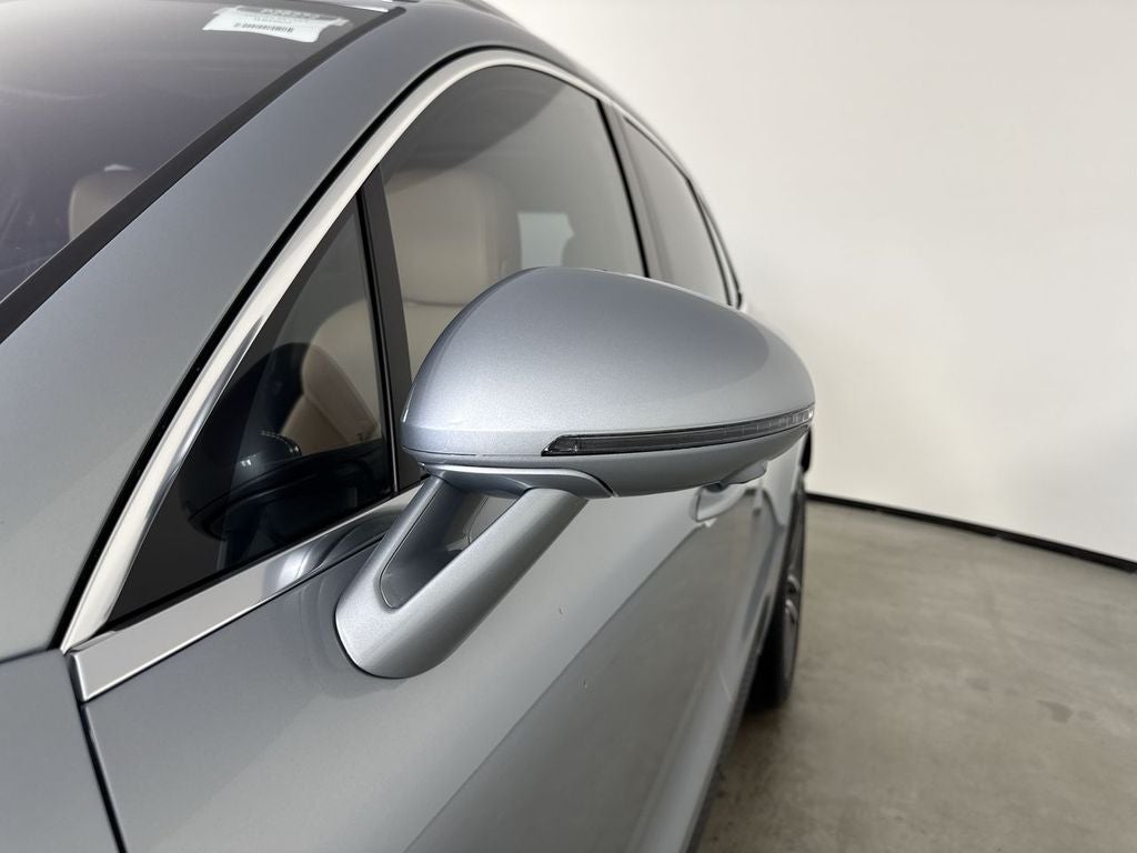 2026 Porsche Macan Macan S