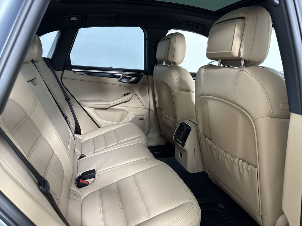 2026 Porsche Macan Macan S