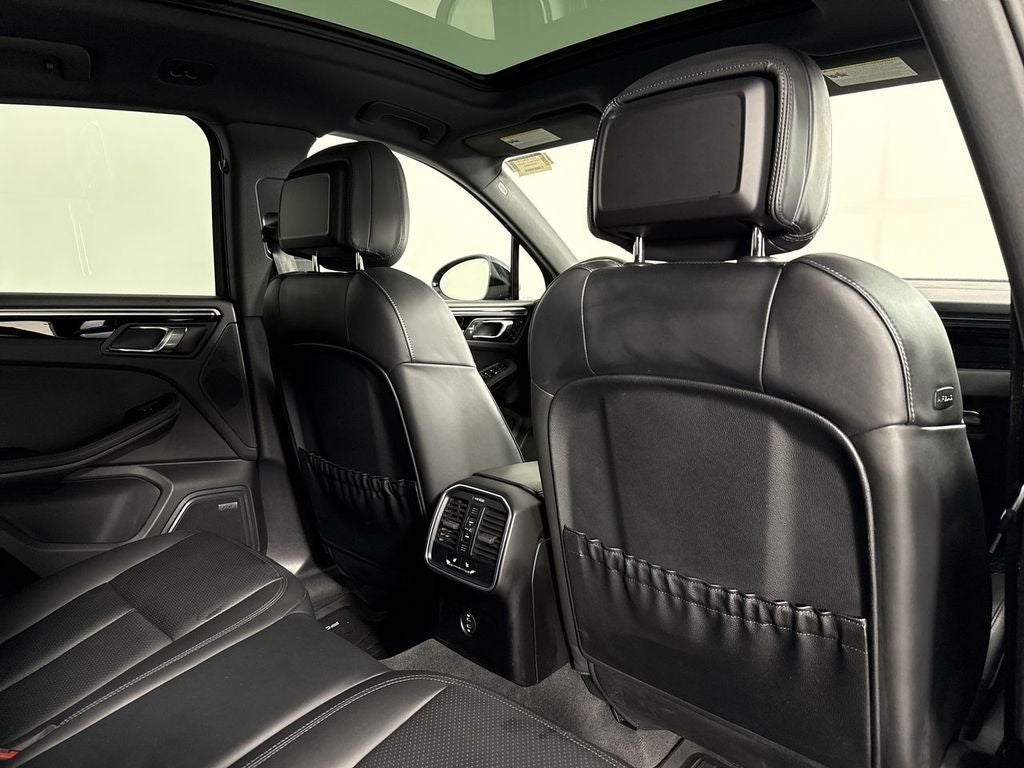 2022 Porsche Macan Macan S