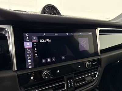 2022 Porsche Macan Macan S