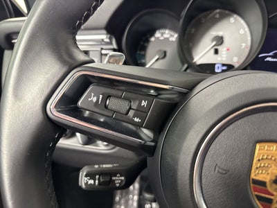 2022 Porsche Macan Macan S
