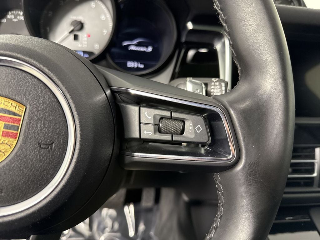 2022 Porsche Macan Macan S