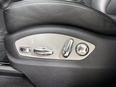 2022 Porsche Macan Macan S