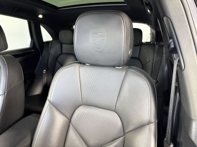 2022 Porsche Macan Macan S