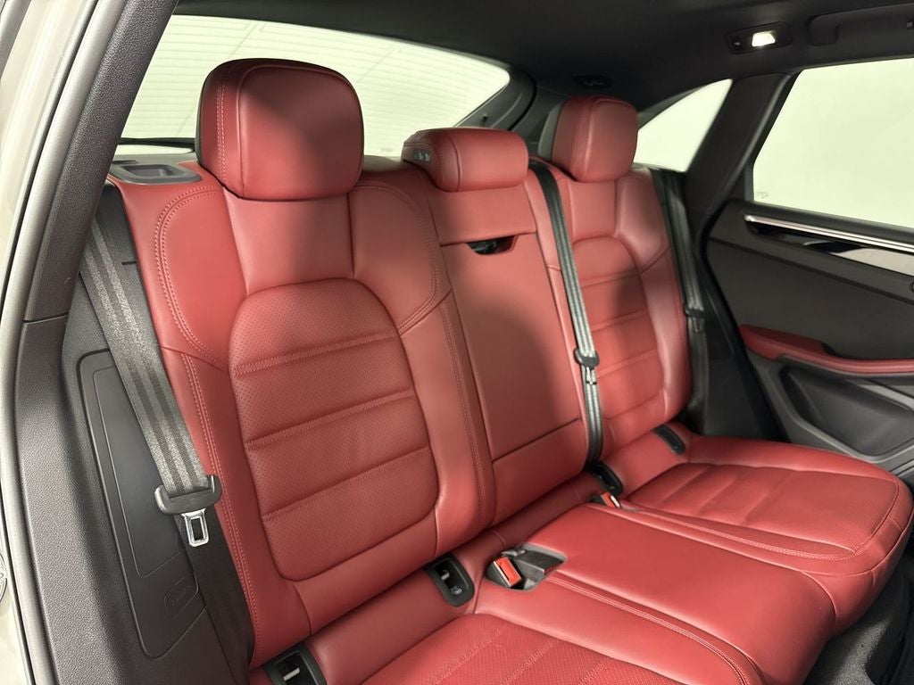 2023 Porsche Macan S
