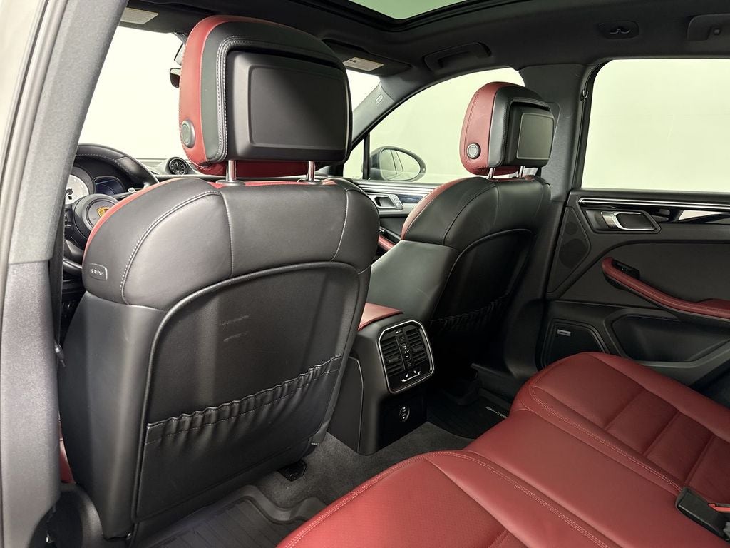 2023 Porsche Macan S