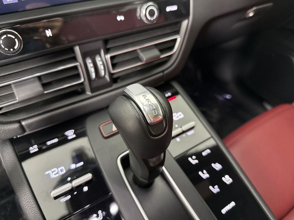 2023 Porsche Macan S