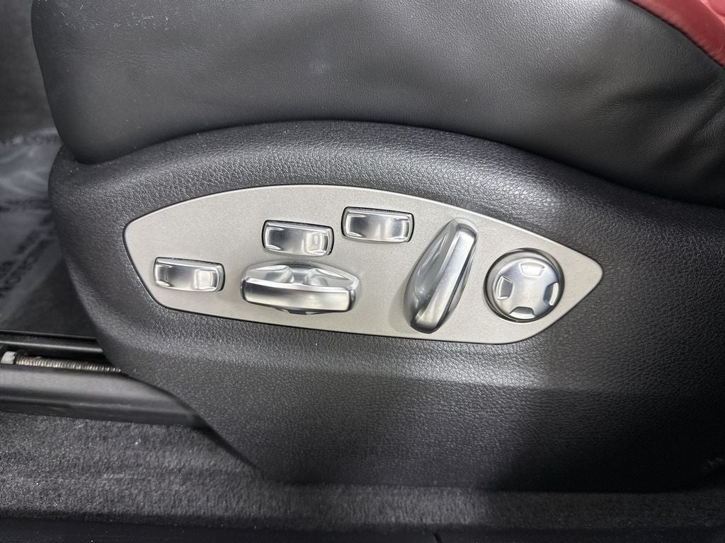 2023 Porsche Macan S