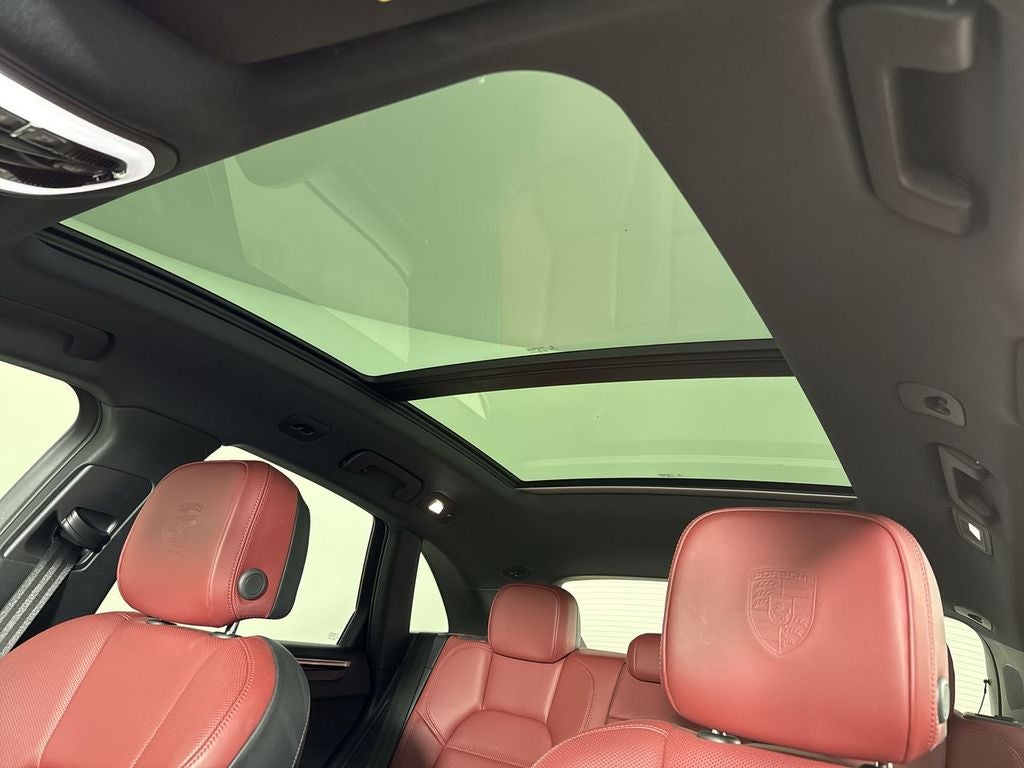 2023 Porsche Macan S